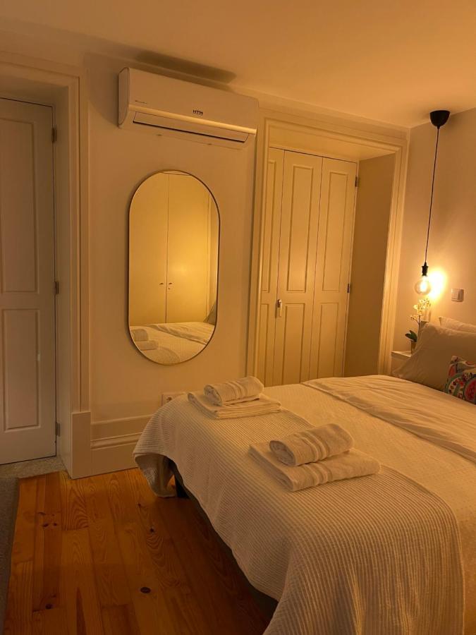 Historic Porto Balcony Hideaway - Taipas House 60 Appartement Buitenkant foto
