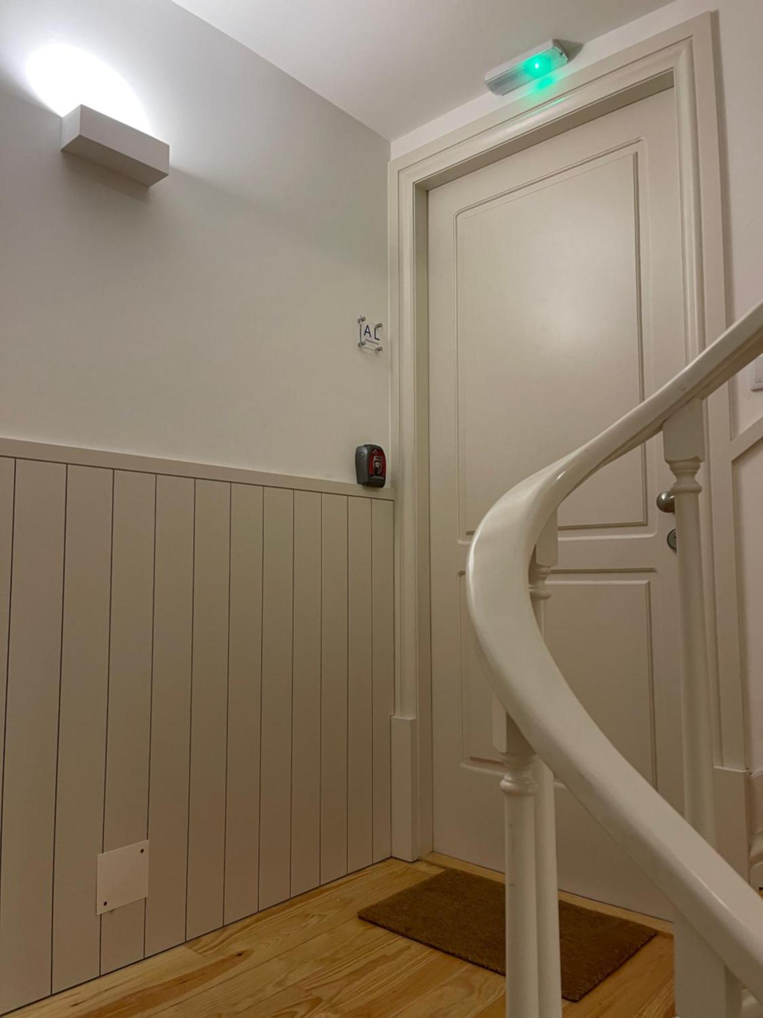 Historic Porto Balcony Hideaway - Taipas House 60 Appartement Buitenkant foto