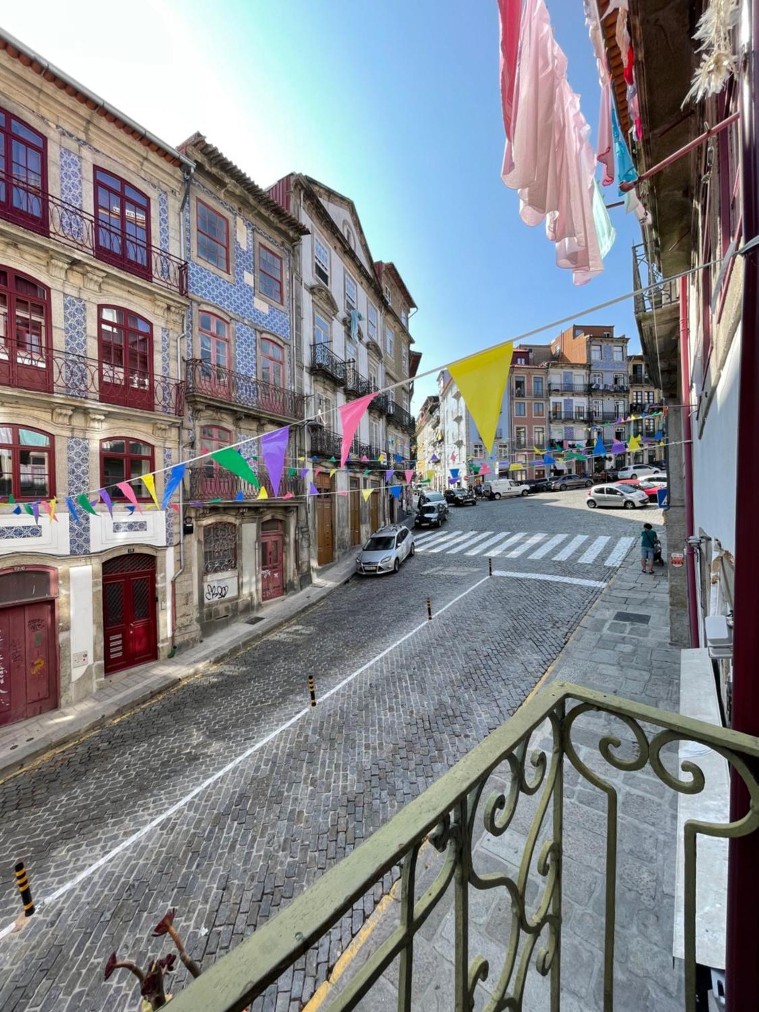 Historic Porto Balcony Hideaway - Taipas House 60 Appartement Buitenkant foto