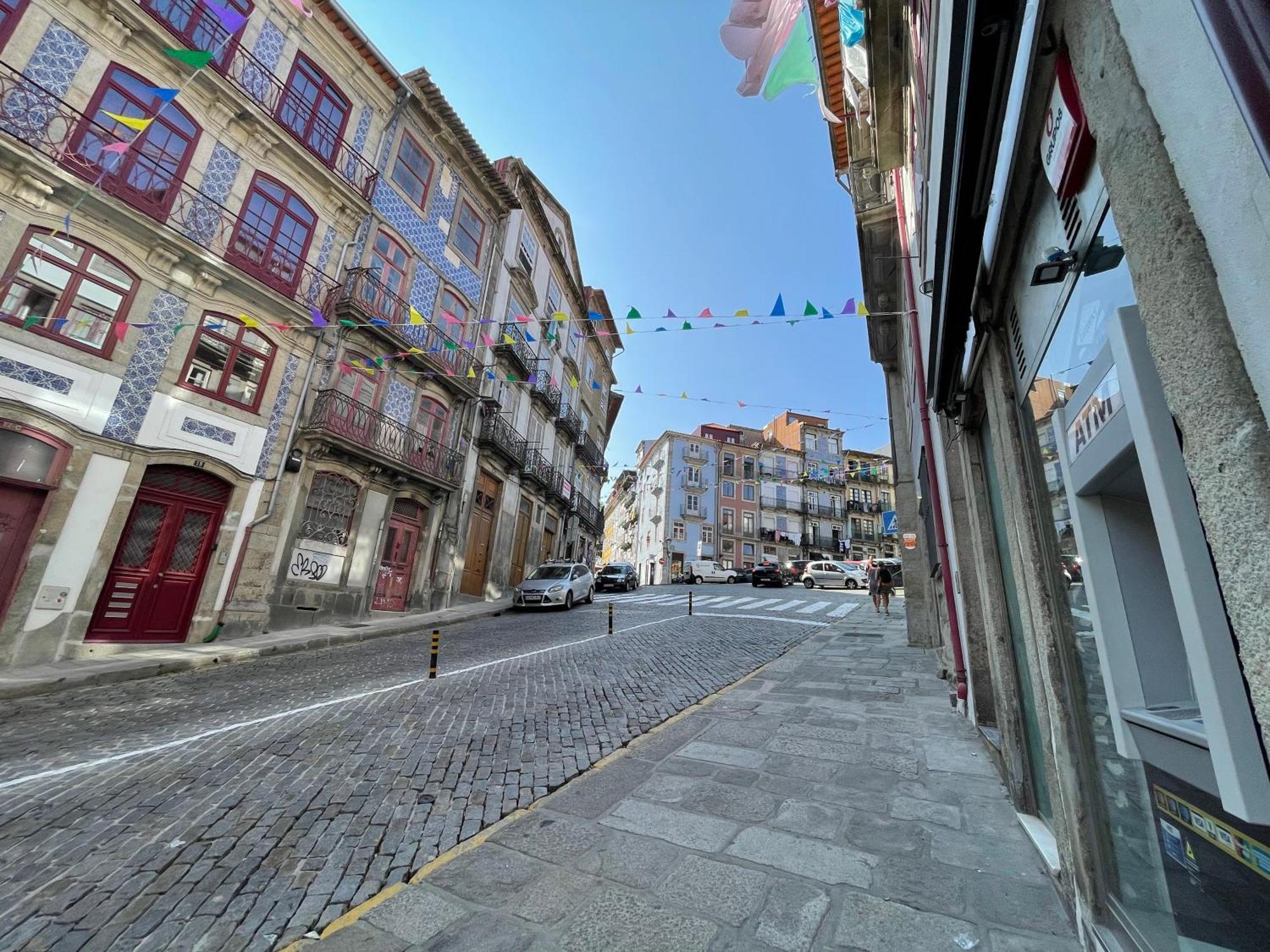 Historic Porto Balcony Hideaway - Taipas House 60 Appartement Buitenkant foto